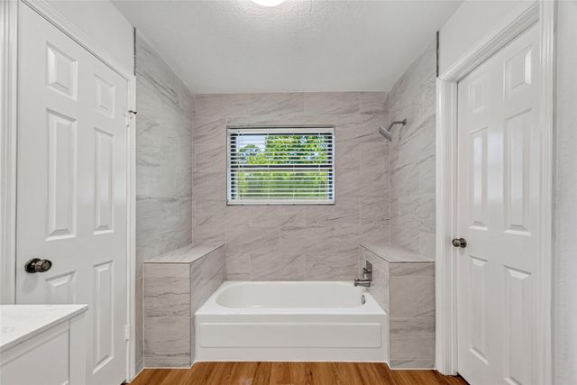10337 Fm 1409, Dayton, TX 77535