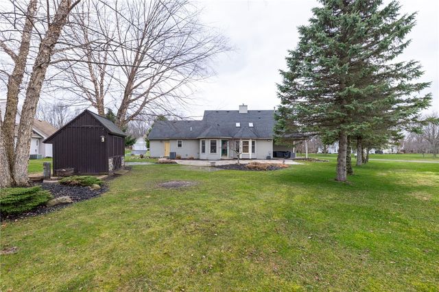 81 Talamora, Sweden, NY 14420