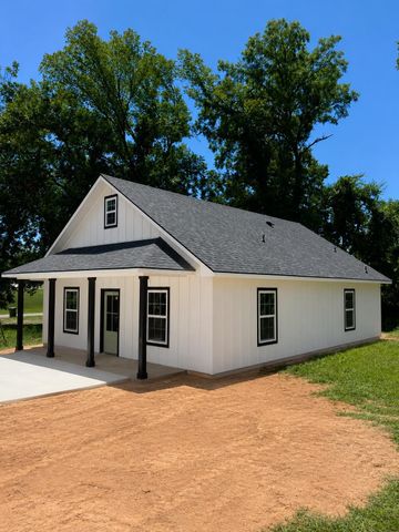 802 W Nelson St, Longview, TX 75601