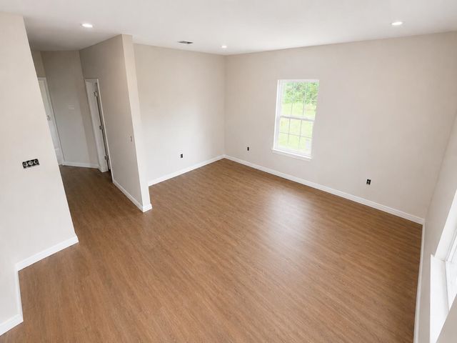 802 W Nelson St, Longview, TX 75601