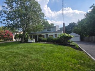 4 Crinkle Court, Northport, NY 11768