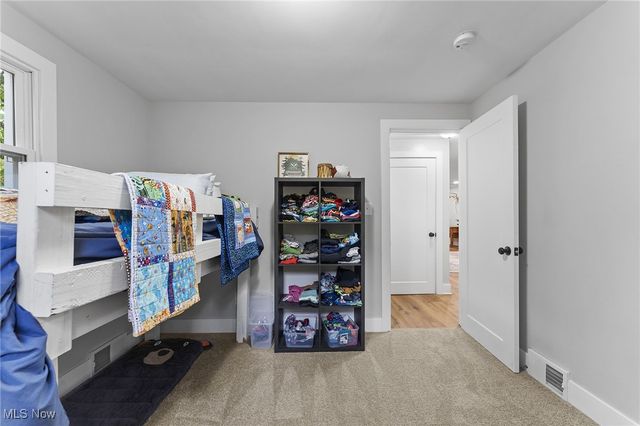 1062 Stump Road, New Franklin, OH 44319