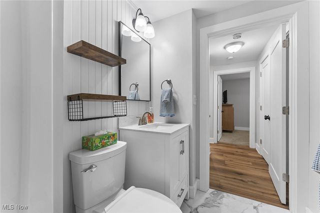 1062 Stump Road, New Franklin, OH 44319