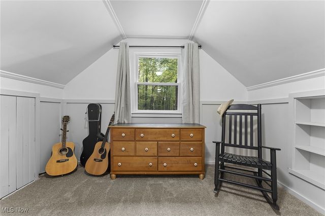 1062 Stump Road, New Franklin, OH 44319