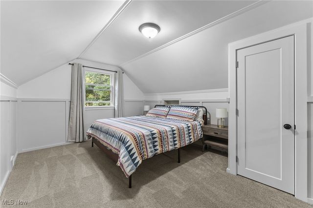 1062 Stump Road, New Franklin, OH 44319