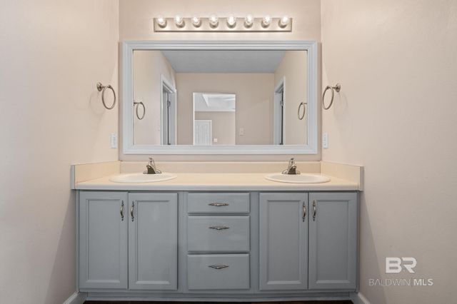 3181 Bloomington Drive, Mobile, AL 36695