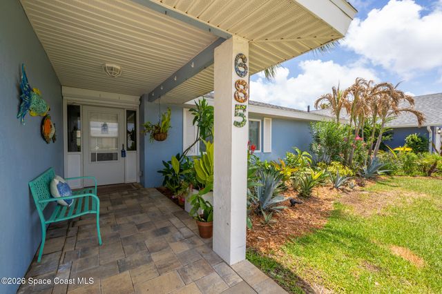 685 Poinsetta Drive, Satellite Beach, FL 32937