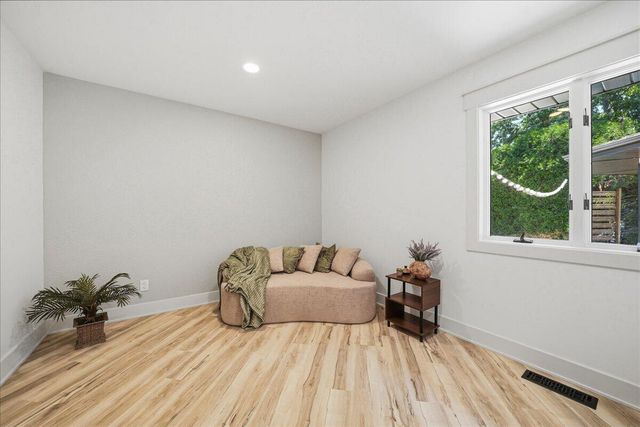 6185 E 107th Place, Crown Point, IN 46307