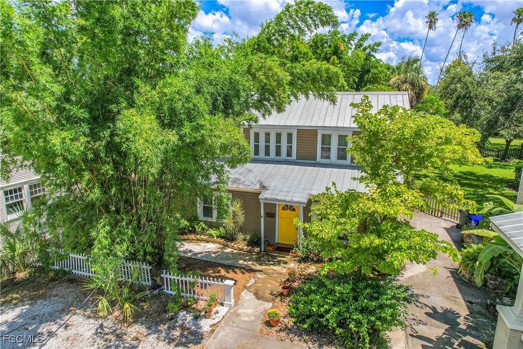 1637 Woodford AVE, Fort Myers, FL 33901