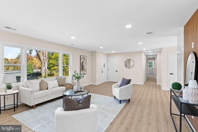 719 MANNING RD E, Accokeek, MD 20607