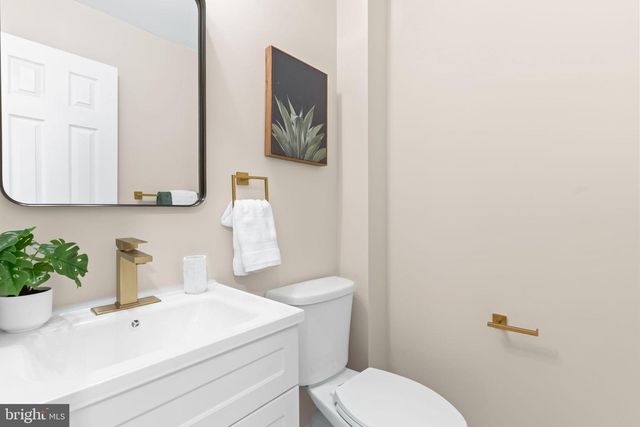 719 MANNING RD E, Accokeek, MD 20607