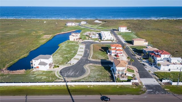 150 Villa Pamplona Dr, Port Aransas, TX 78373