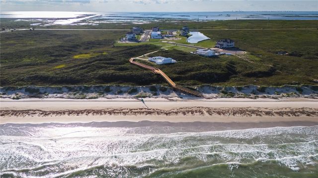 150 Villa Pamplona Dr, Port Aransas, TX 78373