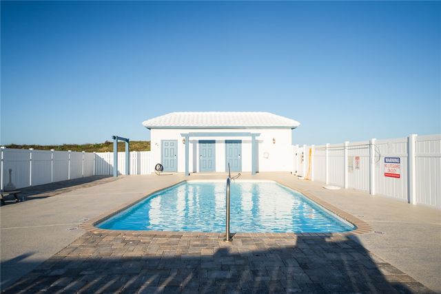 150 Villa Pamplona Dr, Port Aransas, TX 78373