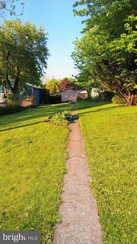 892 BALTIMORE ST, Hanover, PA 17331