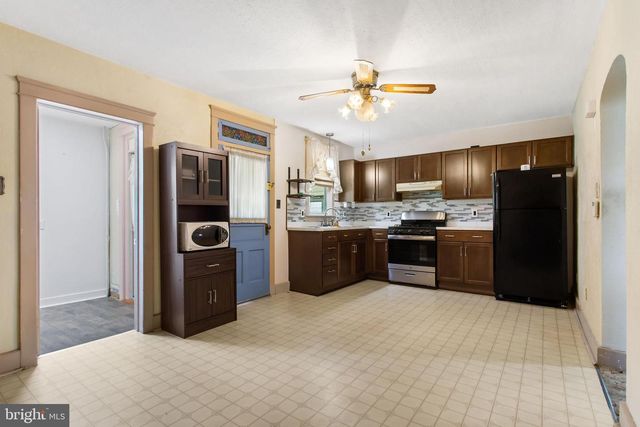 892 BALTIMORE ST, Hanover, PA 17331