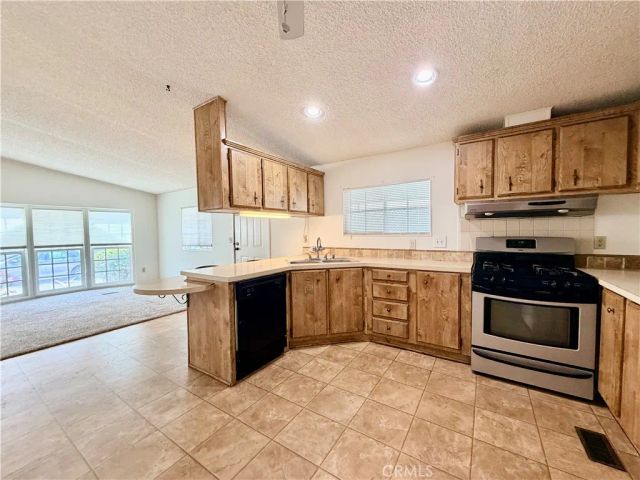 24600 Mountain 92, Hemet, CA 92544
