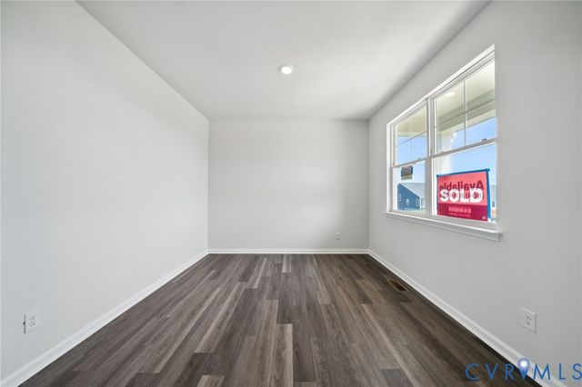 9509 Fuchsia Dr, Chester, VA 23237