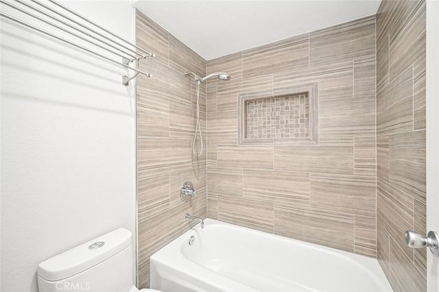 7021 Seal Circle, Huntington Beach, CA 92648