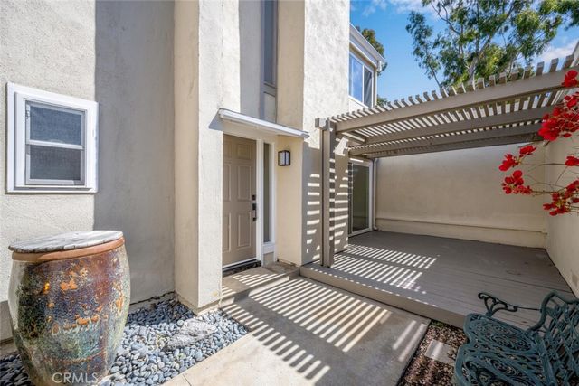 7021 Seal Circle, Huntington Beach, CA 92648