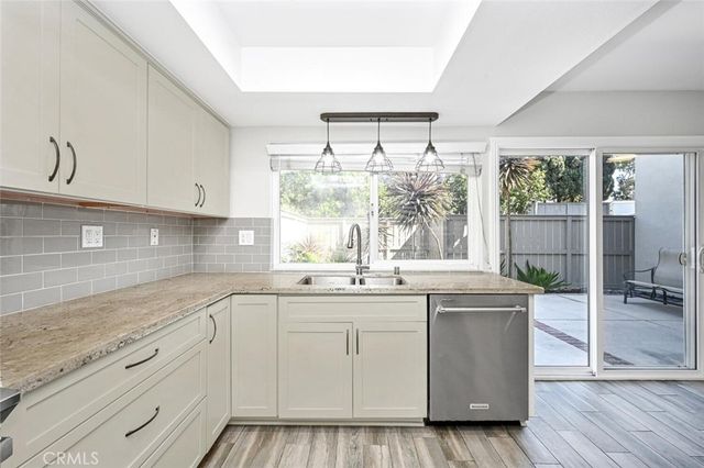 7021 Seal Circle, Huntington Beach, CA 92648