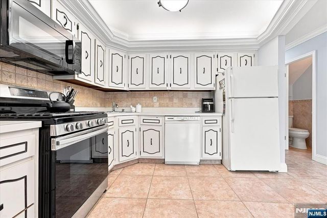 57 Reilly Court, Hackensack, NJ 07601
