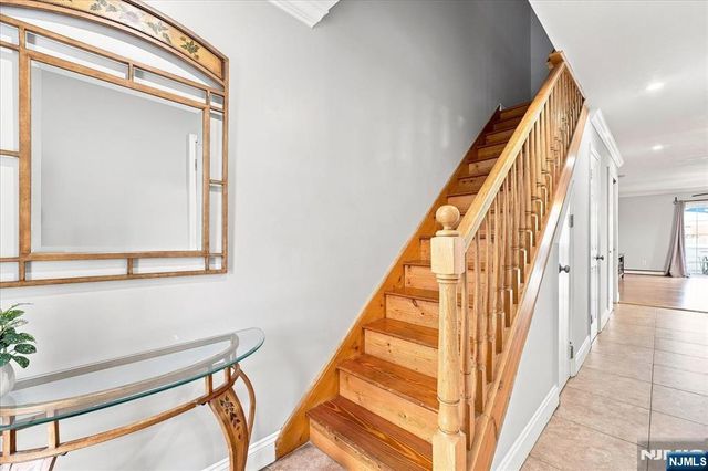 57 Reilly Court, Hackensack, NJ 07601