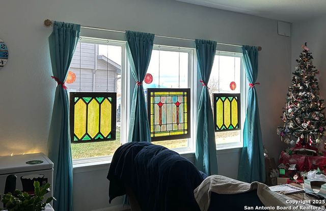 209 DREW CIRCLE, Seguin, TX 78155