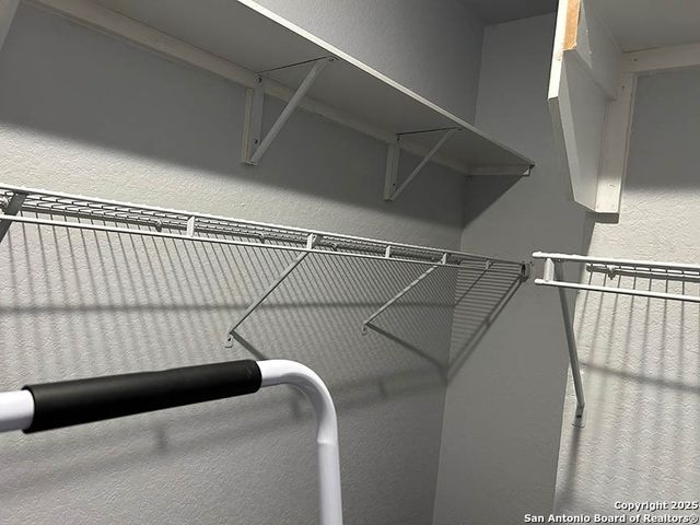 209 DREW CIRCLE, Seguin, TX 78155