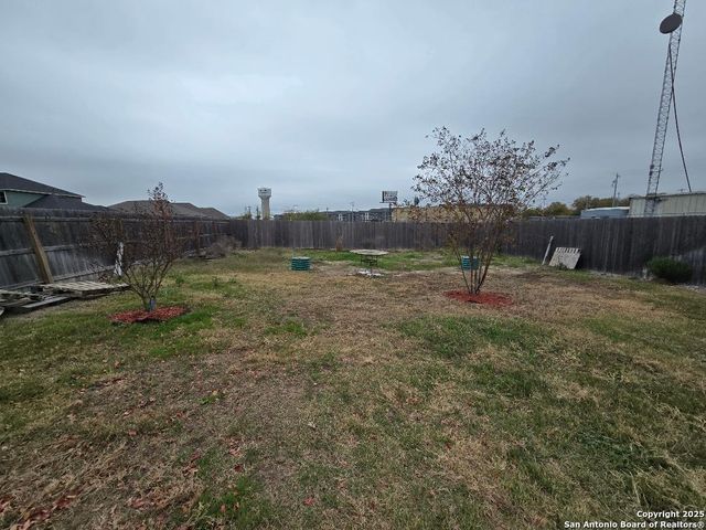 209 DREW CIRCLE, Seguin, TX 78155