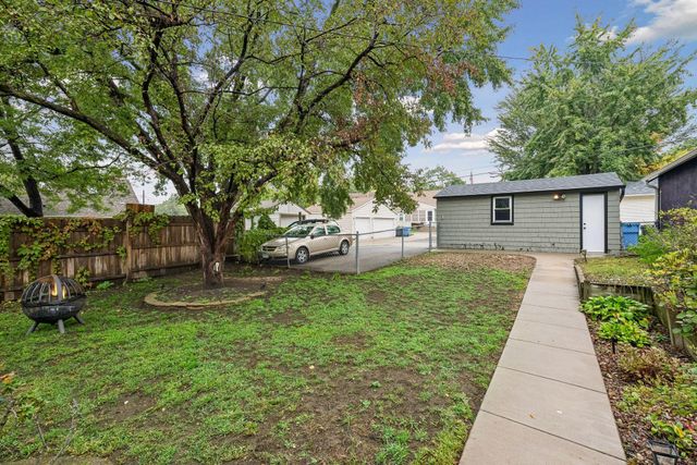 5625 42nd Avenue S, Minneapolis, MN 55417