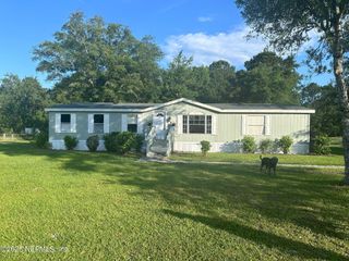44291 PINEBREEZE Circle, Callahan, FL 32011