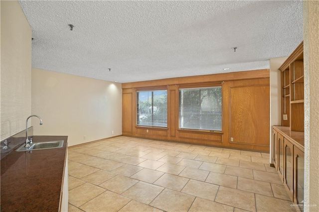 5321 N 10th Street 301, Mcallen, TX 78504