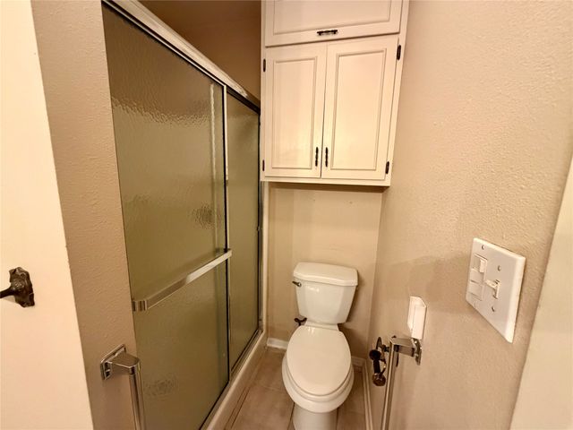 2030 Sycamore Street, Paris, TX 75460