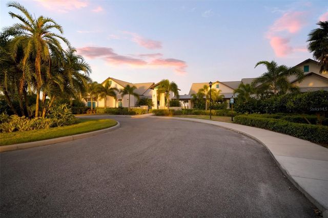 10903 VERAWOOD DRIVE, Riverview, FL 33579