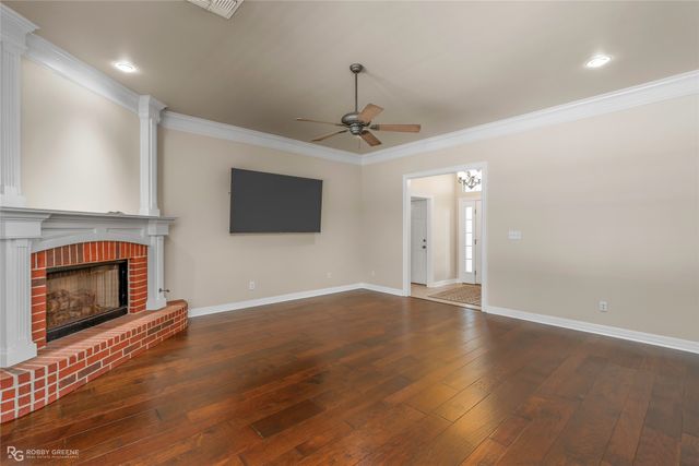 2469 Brookside Drive, Bossier City, LA 71111