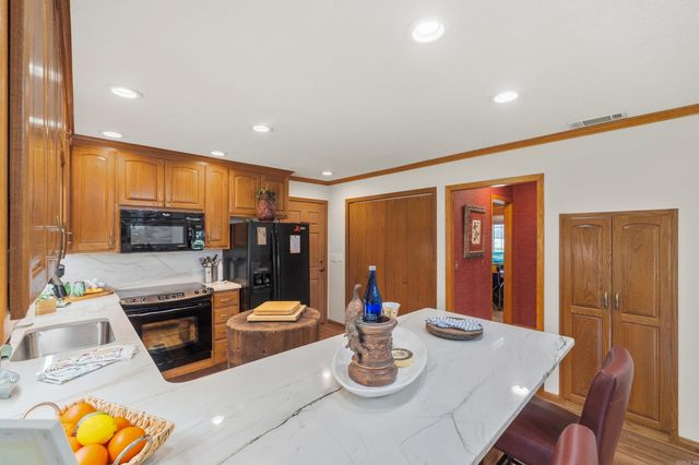 181 Tyler Cove, Hot Springs, AR 71913
