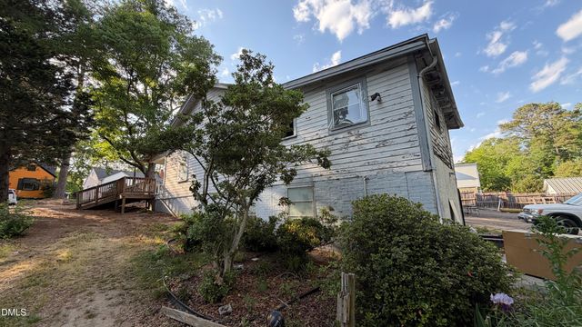1106 N Guthrie Avenue, Durham, NC 27703