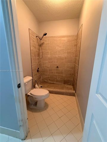 1174 NE 32nd Ave 0, Homestead, FL 33033