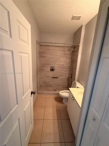 1174 NE 32nd Ave 0, Homestead, FL 33033