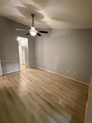 1174 NE 32nd Ave 0, Homestead, FL 33033