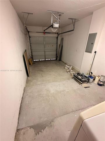 1174 NE 32nd Ave 0, Homestead, FL 33033