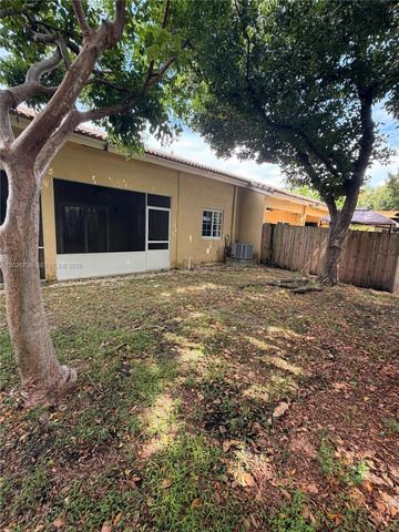 1174 NE 32nd Ave 0, Homestead, FL 33033