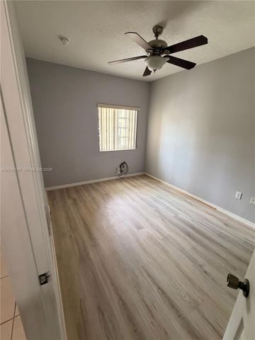 1174 NE 32nd Ave 0, Homestead, FL 33033