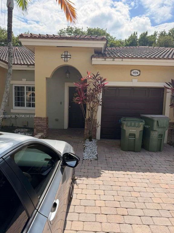 1174 NE 32nd Ave 0, Homestead, FL 33033