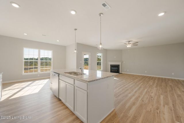 7829 Copper Drift Way, Louisville, KY 40291