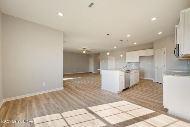 7829 Copper Drift Way, Louisville, KY 40291