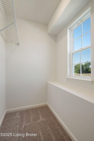 7829 Copper Drift Way, Louisville, KY 40291