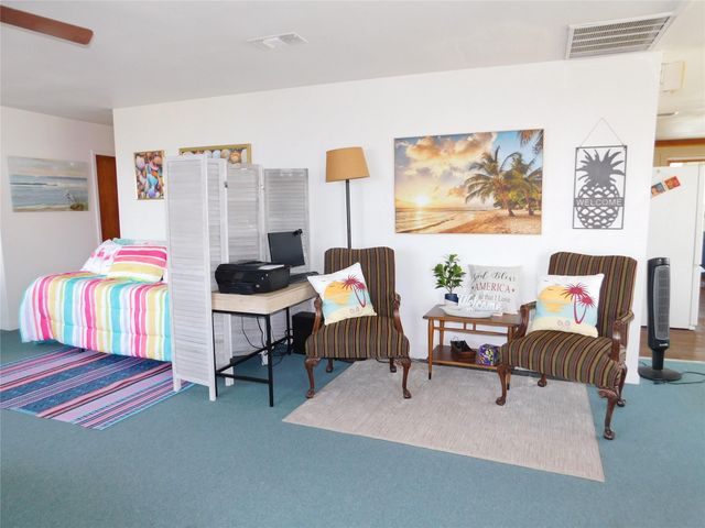 268 S Ocean Drive, Port Lavaca, TX 77979