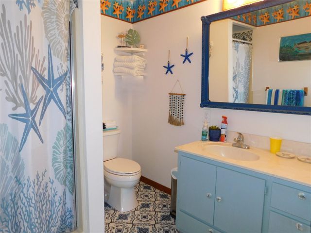 268 S Ocean Drive, Port Lavaca, TX 77979
